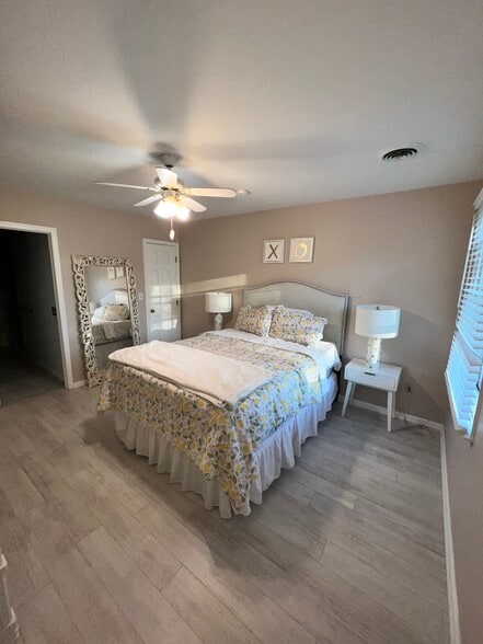 Building Photo - 4616 Cheryl Dr