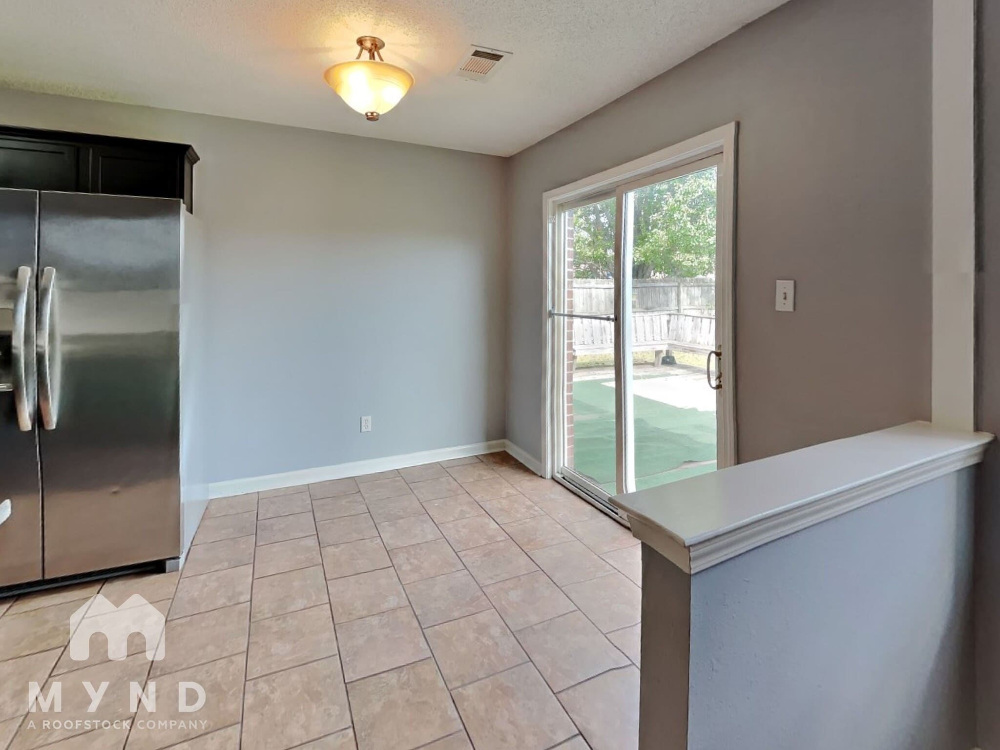 Building Photo - 170 Rolling Oaks Dr