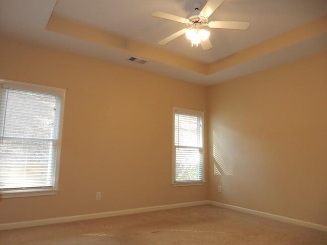Building Photo - 450 Evans Mill Dr