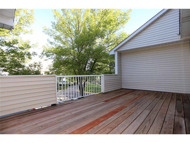 Building Photo - 7689 Nicholas Way