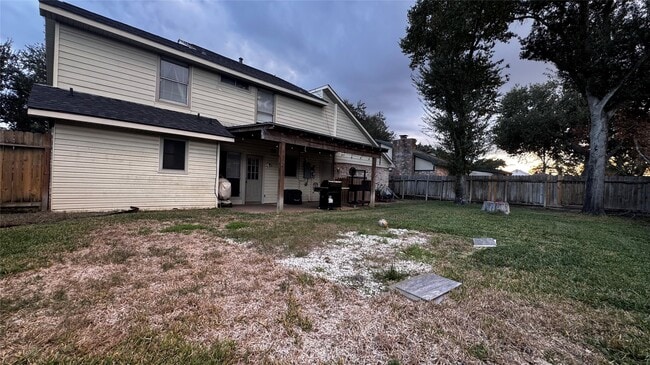 Building Photo - 21418 Park Mt Dr