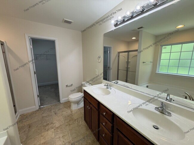 Building Photo - 3821 Marble Dr