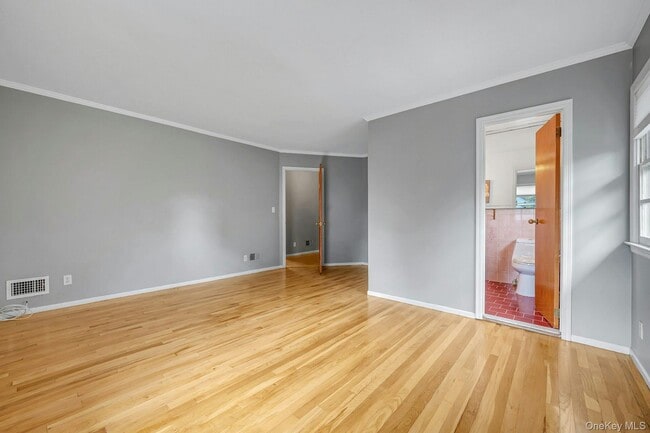 Building Photo - 67 Malvern Ln
