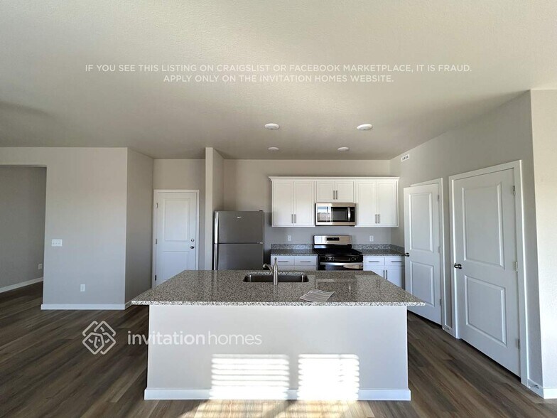 Building Photo - 7322 Green River Ave