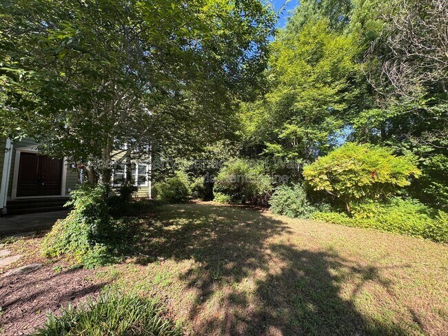 Building Photo - 102 Powder Mill Ct