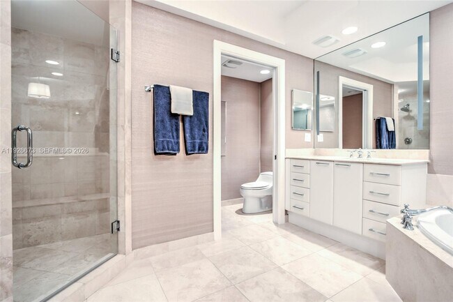 Building Photo - 3535 S Ocean Dr