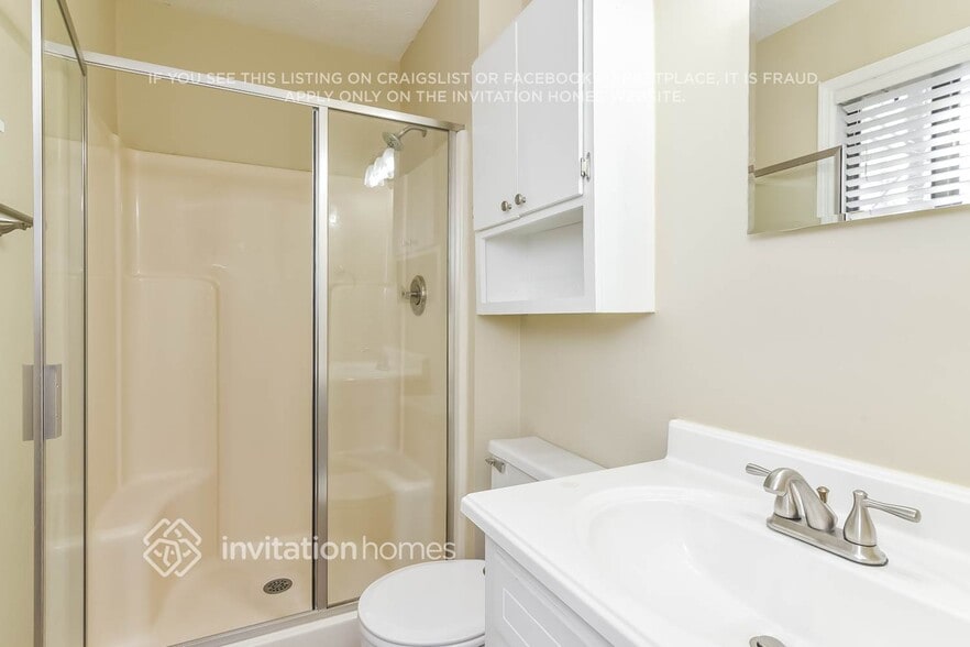 Building Photo - 2559 Porter Dr