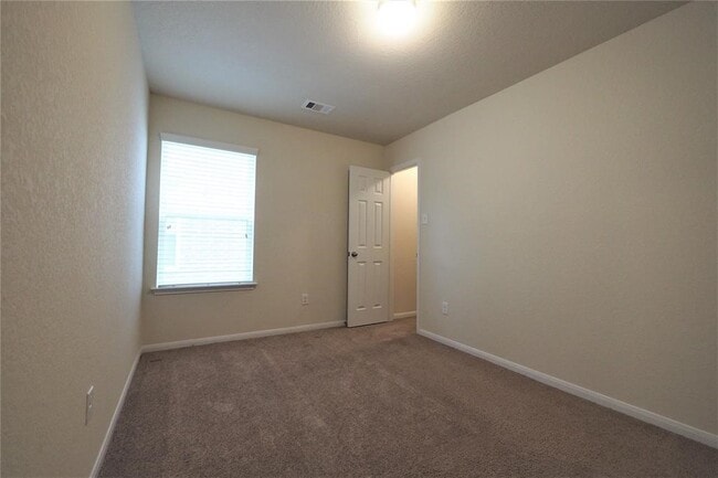 Building Photo - 3314 Madison Elm St