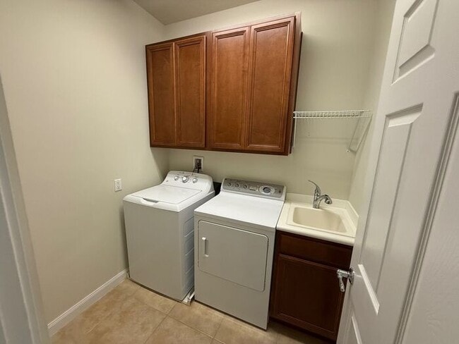 Building Photo - 3/3 VillageWalk at Lake Nona Townhome