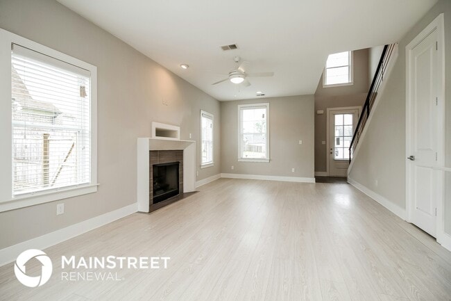 Building Photo - 6467 Nesting Dove