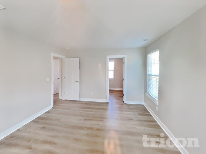 Building Photo - 5120 Kensal Dr