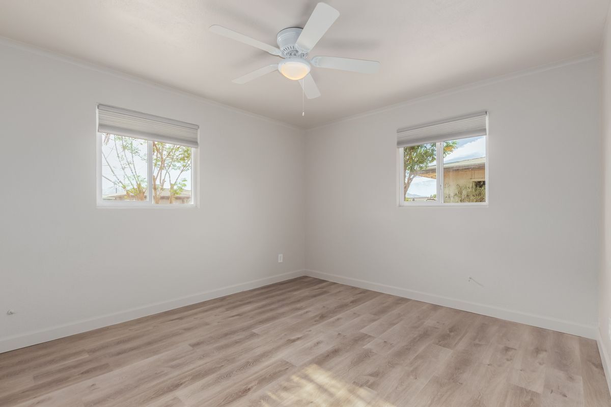 Building Photo - 3622 W Sunland Ave