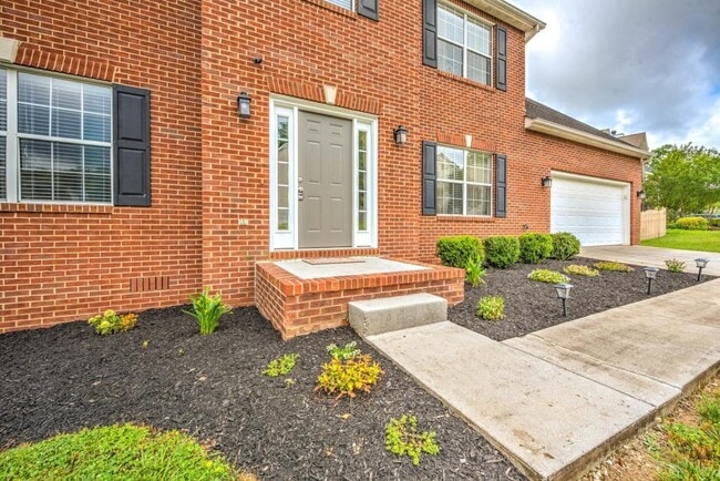 Building Photo - 8200 Gallaher Station Dr