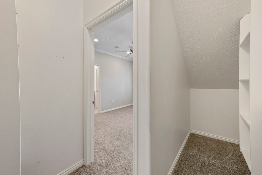 Building Photo - 1104 Meadow Fork Rd #9