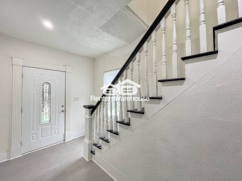 Building Photo - 315 Highland Ave