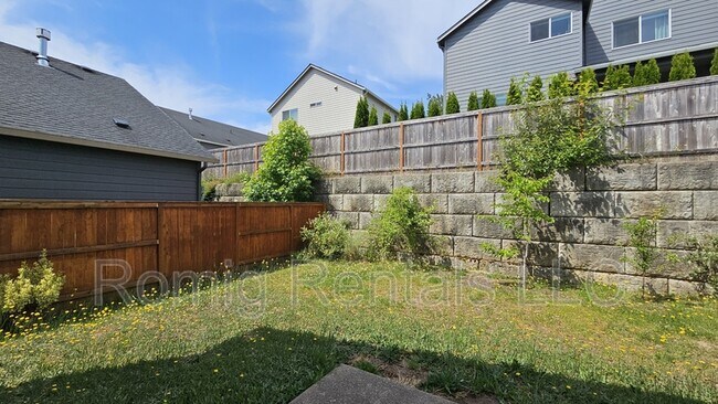 Building Photo - 17008 NE 18th Ave