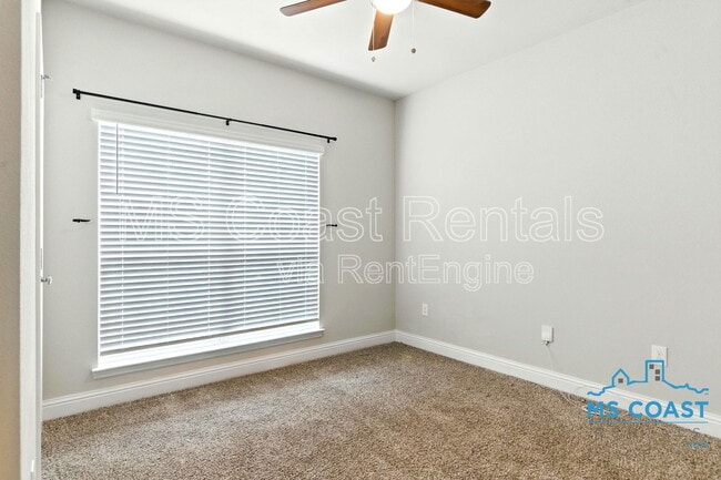 Building Photo - 15610 Lantern Cv