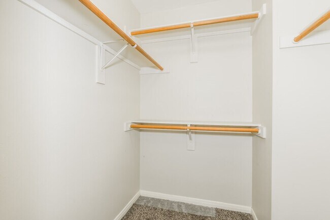 Building Photo - 8002 Scarlet Tanager Dr