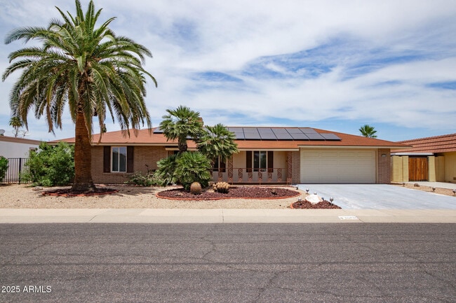 Primary Photo - 10426 W Sutters Gold Ln