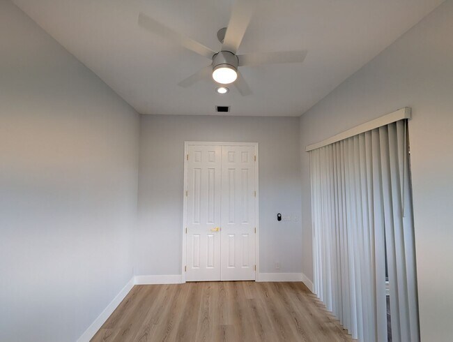 Building Photo - Luxury-Style 3BR Home in Prime West Palm Beach Location