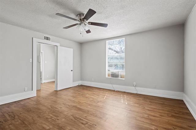 Primary Photo - 909 W Chestnut St