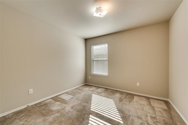 Building Photo - 1122 Rainer Dr