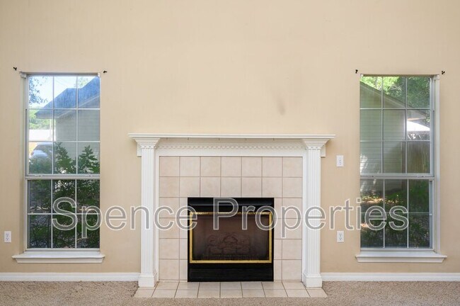 Building Photo - 4863 Kensington Ln