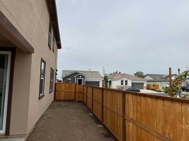 Building Photo - Brand New Home in Elk Grove. 4 Bed/3Bath