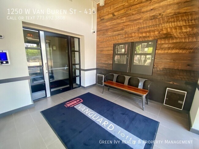 Building Photo - 1250 W Van Buren St
