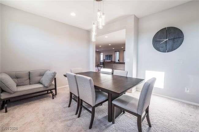 Building Photo - 1115 E Sunset Rd