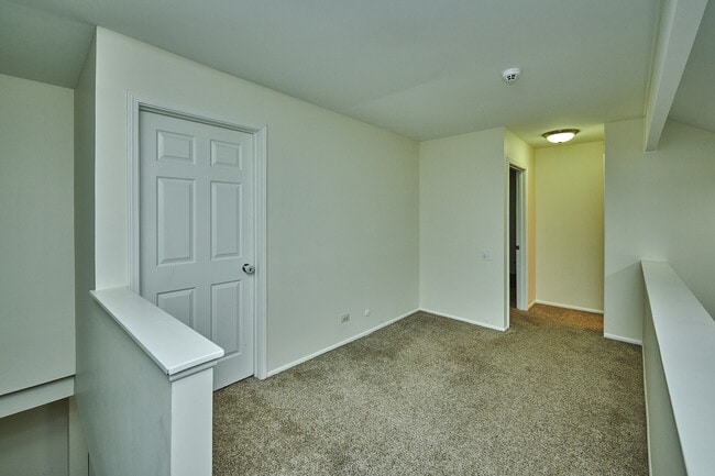 Building Photo - 1066 Florimond Dr