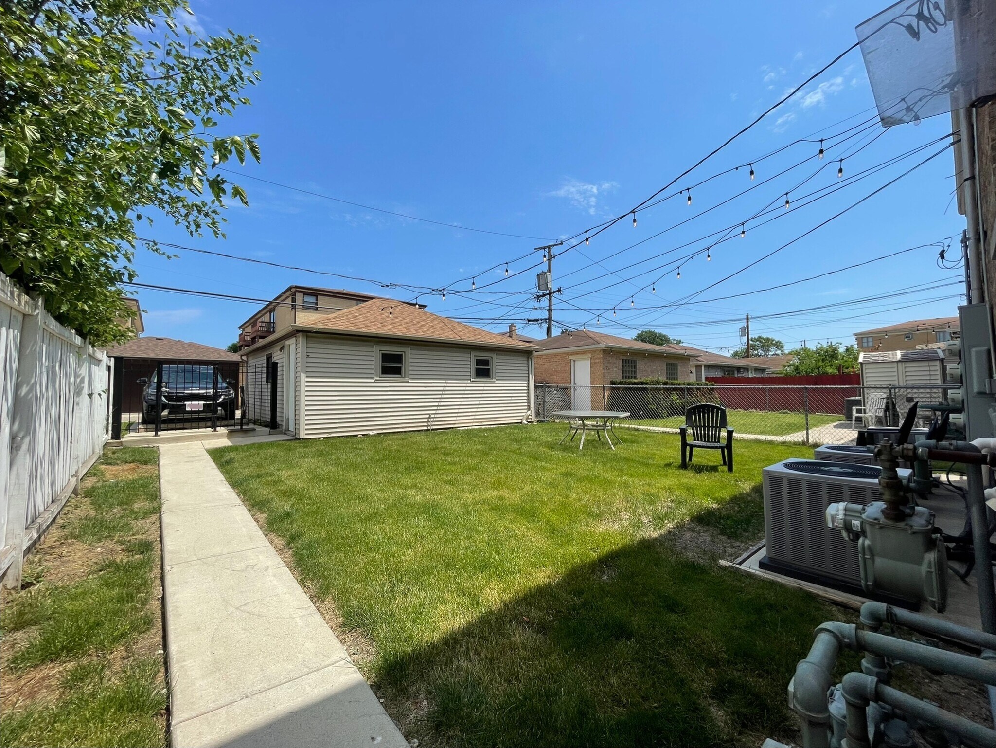 Building Photo - 2435 N 78th Ave