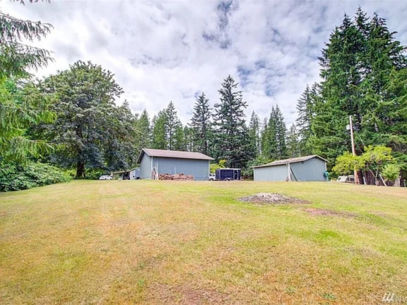 Building Photo - 3911 Victory Dr SW