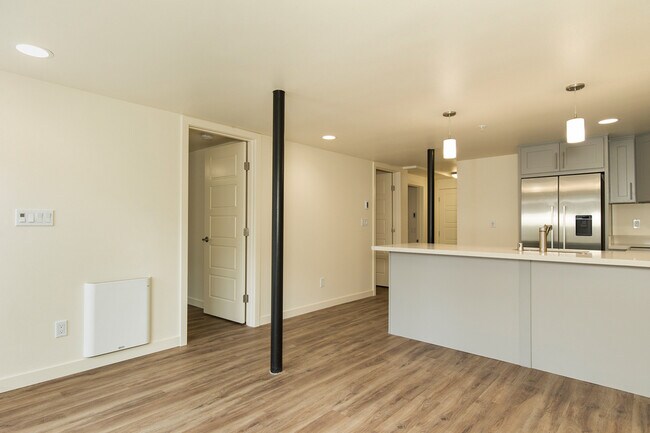 Building Photo - 2237 NW 59th-1
