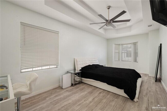 Building Photo - 11 W Business Hwy 83