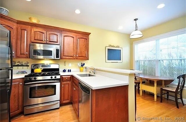 Building Photo - 33 Bradford Walk