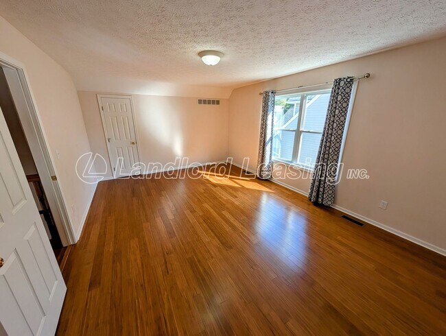 Building Photo - Avon Home with Vaulted Ceilings, Gas Firep...