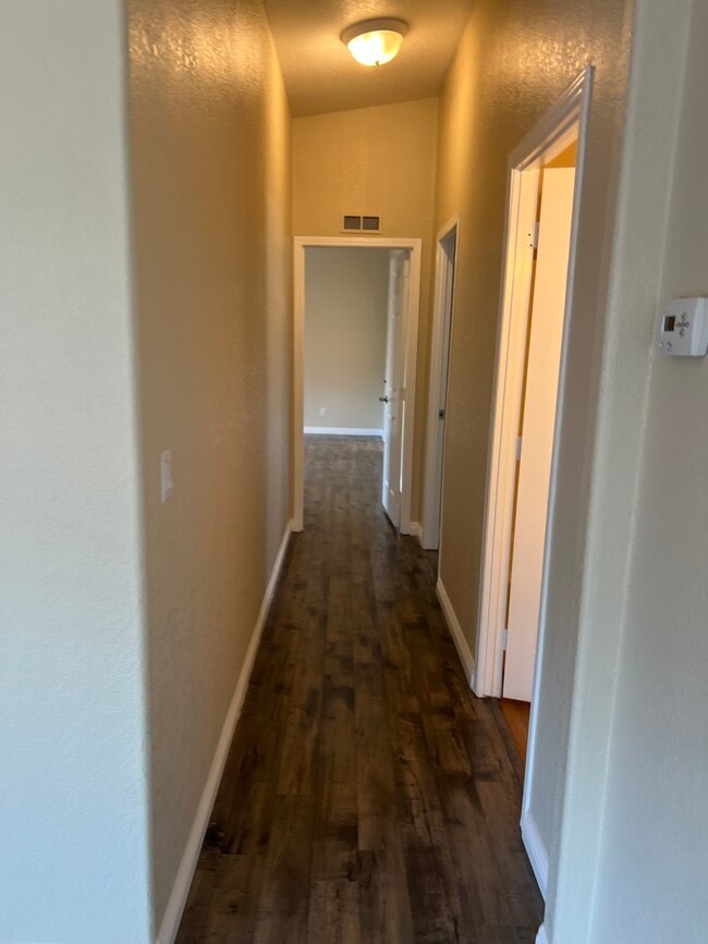 Building Photo - 1750 W Citracado Pkwy