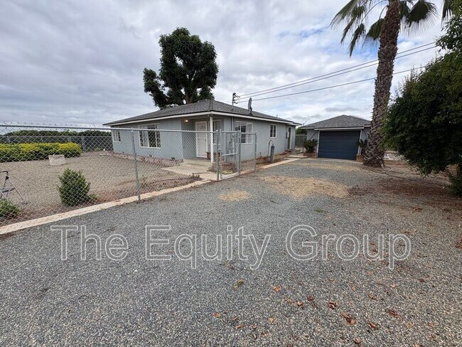 Building Photo - 14519 Avenue 416