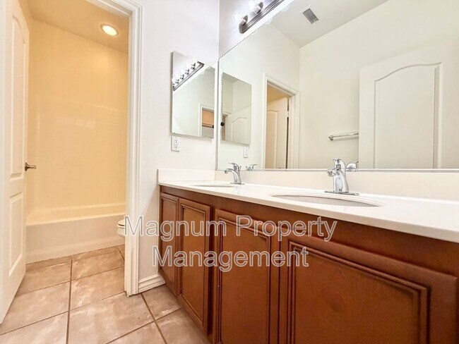 Building Photo - 35824 Red Bluff Pl