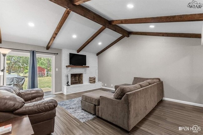 Building Photo - 5504 Hooper Dr