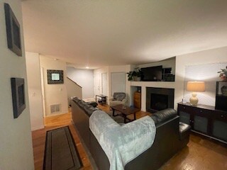 Building Photo - 12824 Jasmine St