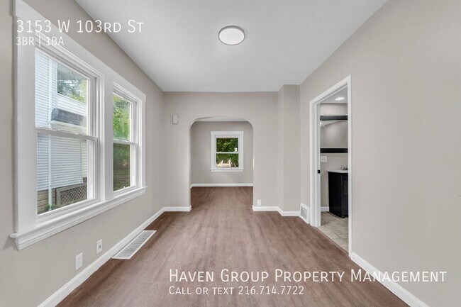 Building Photo - 3153 W 103rd St