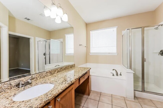 Building Photo - 934 Matagorda Ln