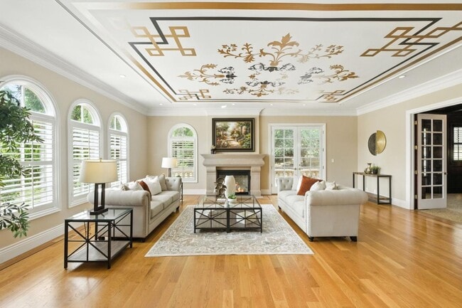 Building Photo - 90 Broadacres Rd