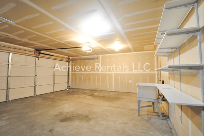 Building Photo - 2604 W 500 N