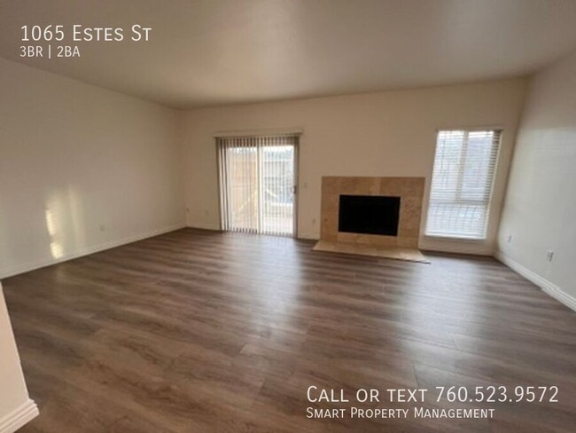 Building Photo - 1065 Estes St