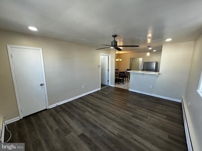 Building Photo - 7347 Tabor Ave