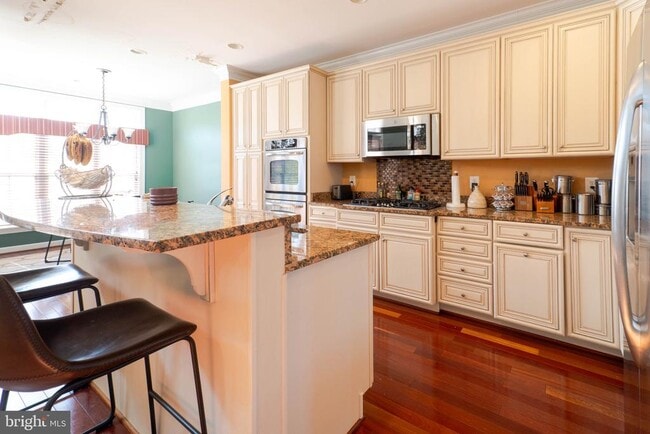 Building Photo - 11453 Galliec St