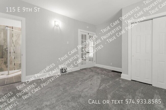 Building Photo - 115 E 9th St